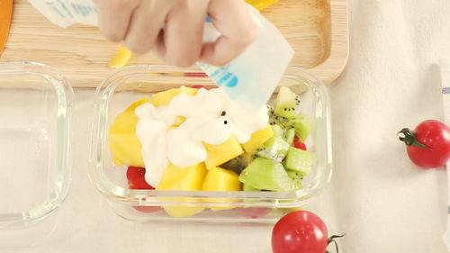 一次性饭盒爆料视频,视频爆料背后的环保与卫生真相  第1张